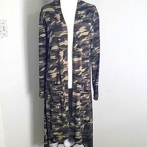Pogtmm Long Green High-Low Camouflage Cardigan, Size Small